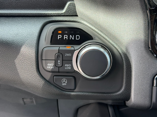 New 2027 RAM 1500 Express AWD/4WD image 17