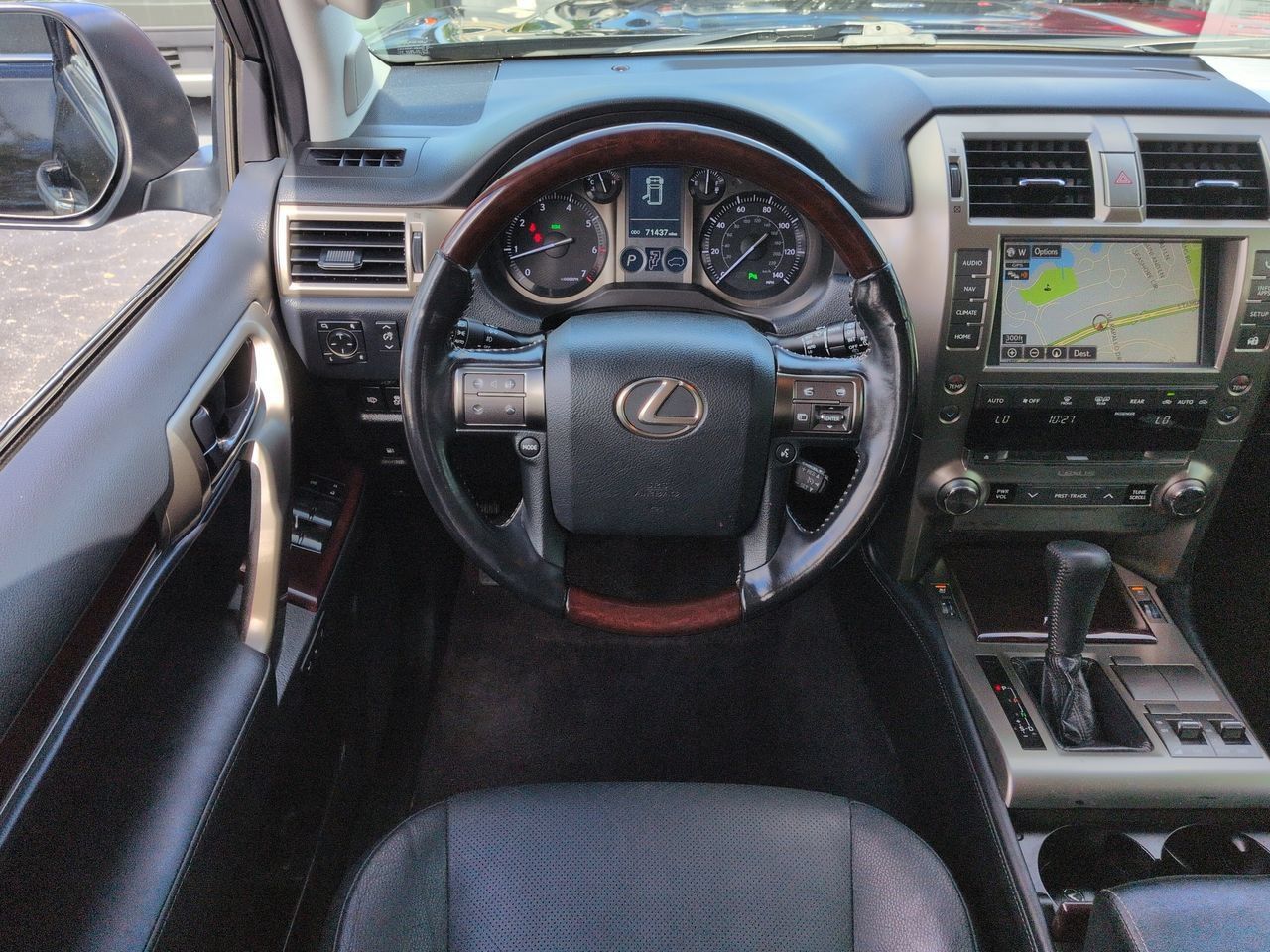 Used 2018 Lexus GX 460 Premium w/ Premium Package AWD/4WD image 15