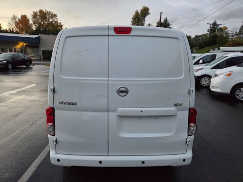 Used 2021 Nissan NV200 SV image 5