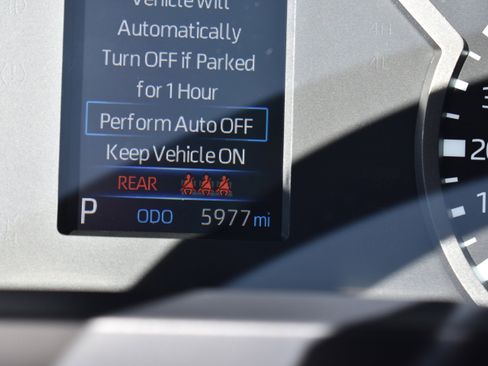 Used 2025 Toyota Tundra SR image 33