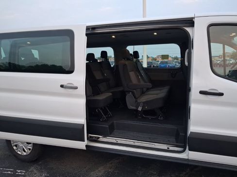 Used 2024 Ford Transit 350 XLT RWD image 18