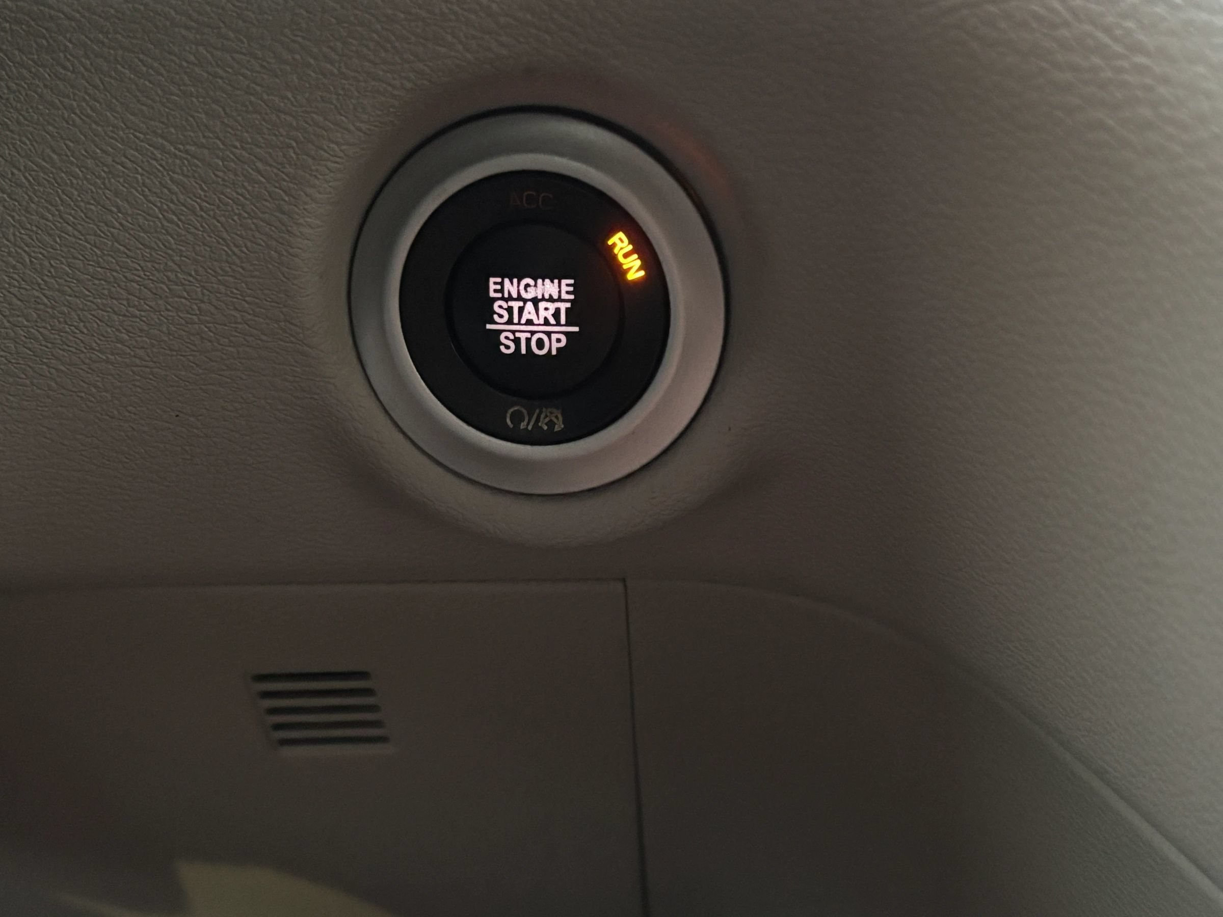 Used 2017 Chrysler Pacifica Touring FWD image 27