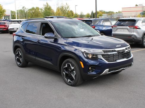 New 2026 Kia Seltos EX image 3