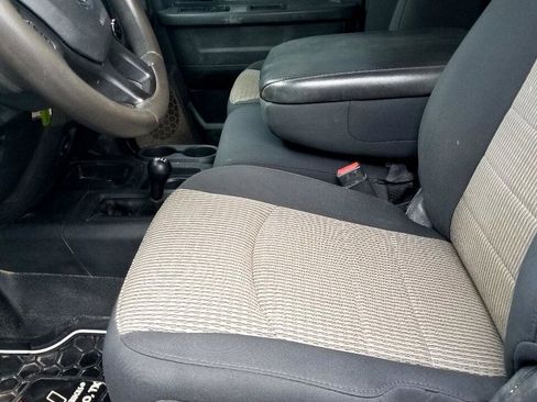 Used 2012 RAM 3500 ST w/ ST Decor Group image 11