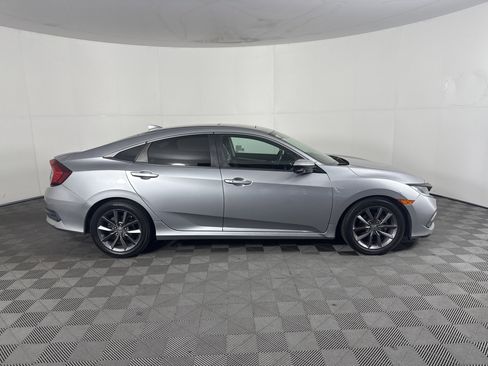 Certified 2019 Honda Civic EX image 3