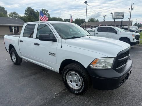 Used 2016 RAM 1500 Tradesman w/ Popular Equipment Group AWD/4WD image 4