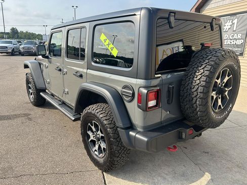 Used 2019 Jeep Wrangler Unlimited Rubicon w/ Cold Weather Group AWD/4WD image 7