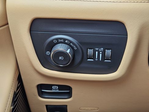 New 2026 Jeep Grand Cherokee Summit AWD/4WD image 23