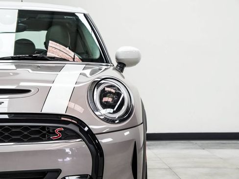 Used 2023 MINI Cooper S w/ Signature Upholstery Package FWD image 4