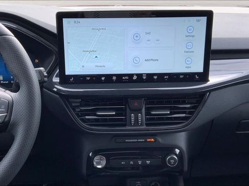 Certified 2025 Ford Escape ST-Line Select w/ Tech Pack #2 image 7