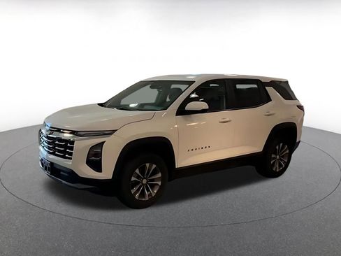 Used 2025 Chevrolet Equinox LT image 8