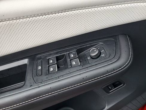 Certified 2025 Volkswagen Atlas Cross Sport SEL Premium R-Line image 30