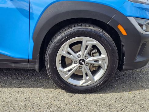 Used 2022 Hyundai Kona SEL w/ Cargo Package AWD/4WD image 9