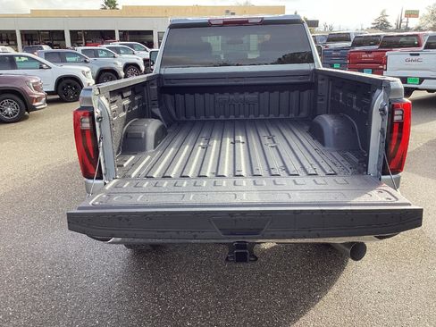 New 2026 GMC Sierra 2500 SLT image 4