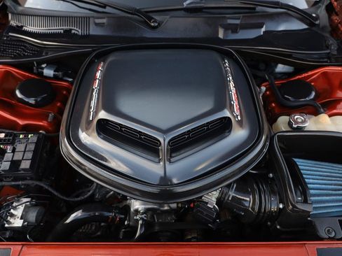 Used 2021 Dodge Challenger R/T Scat Pack RWD image 17