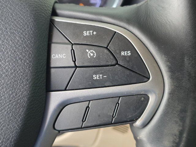 Used 2020 Jeep Grand Cherokee Limited RWD image 28