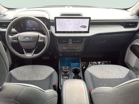 Used 2025 Ford Maverick XLT w/ Equipment Group 302A AWD/4WD image 18