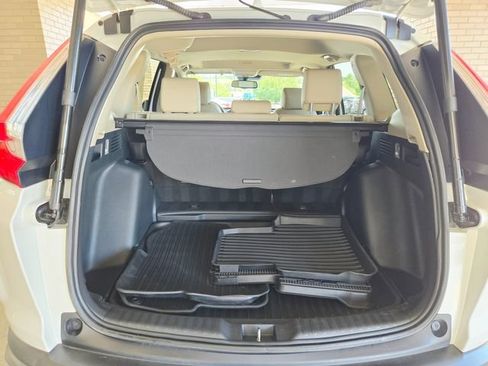 Used 2019 Honda CR-V EX-L image 9