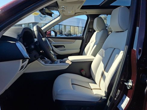 New 2026 MAZDA CX-90 Plug-In Hybrid w/ Premium Plus AWD/4WD image 9