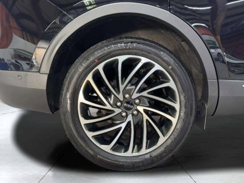 Used 2020 Lincoln Nautilus Reserve w/ Equipment Group 201A image 72