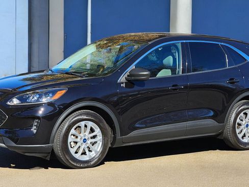 Used 2022 Ford Escape SE image 7