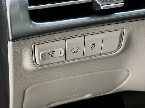 Used 2025 Hyundai Tucson SEL FWD image 17