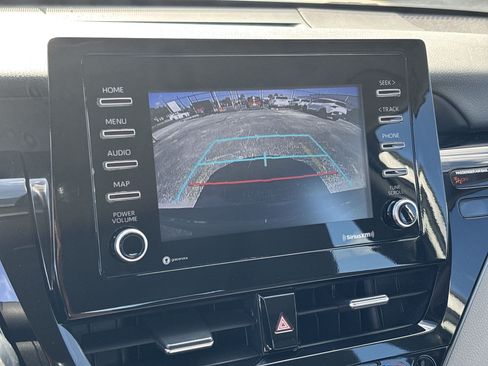 Used 2022 Toyota Camry LE FWD image 21