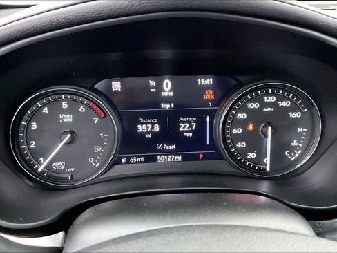 Used 2021 Cadillac XT4 Premium Luxury AWD/4WD image 28