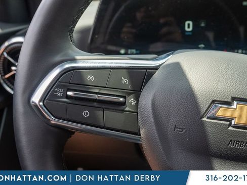 Used 2025 Chevrolet Equinox LT FWD image 15