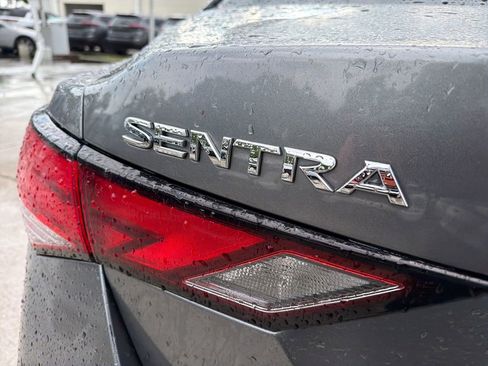 Used 2023 Nissan Sentra SV FWD image 9