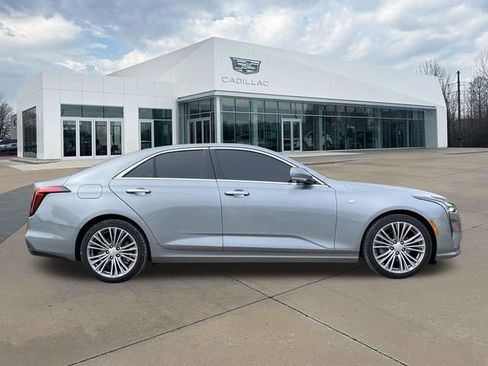 Used 2026 Cadillac CT4 Premium Luxury RWD image 2