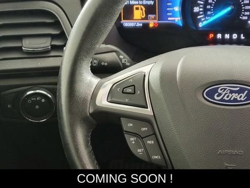 Used 2018 Ford Fusion SE image 28