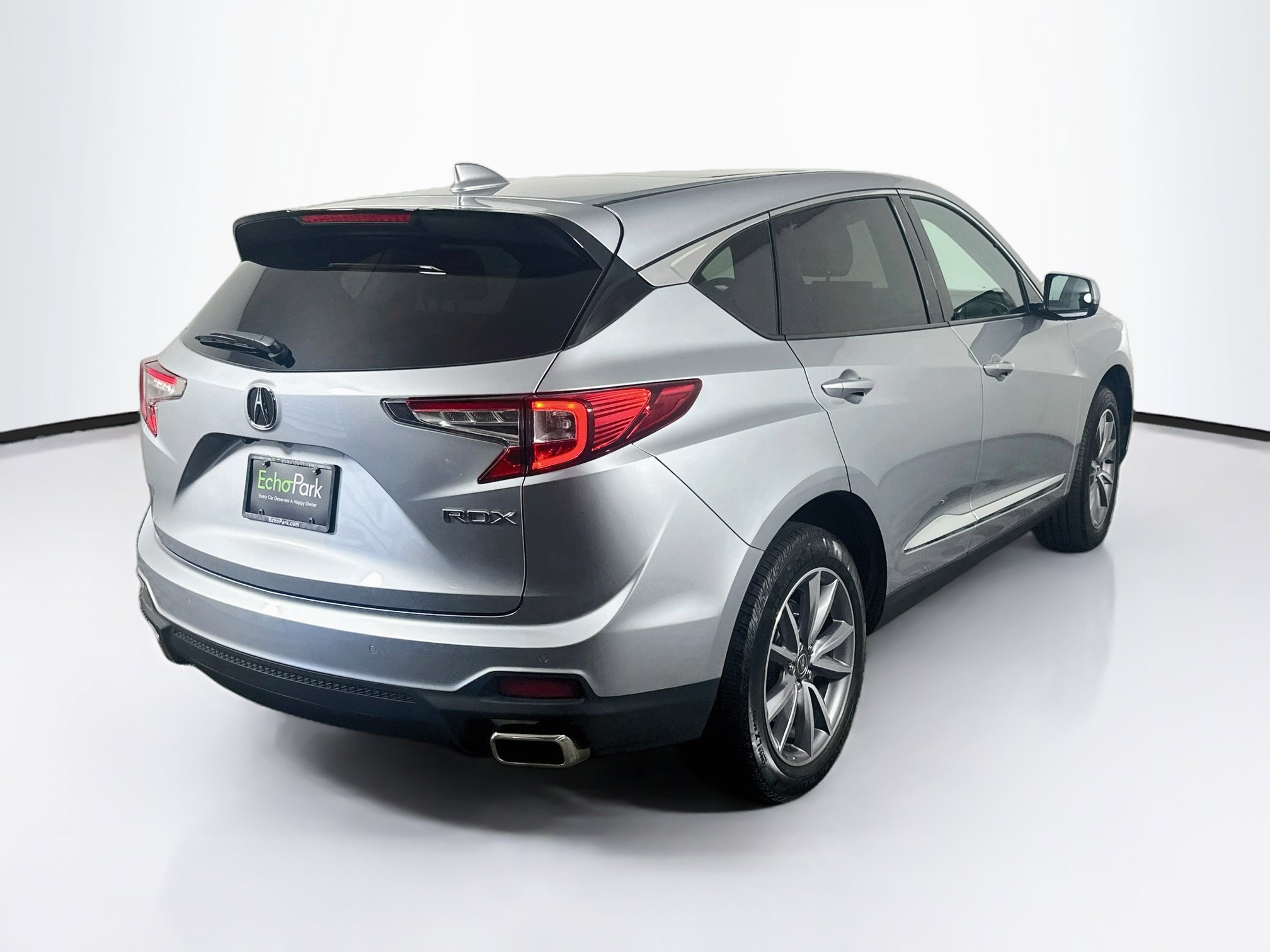 Used 2023 Acura RDX w/ Technology Package FWD image 9