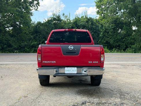 Used 2008 Nissan Frontier SE w/ SE Value Truck Pkg AWD/4WD image 3