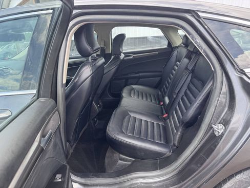 Used 2019 Ford Fusion SEL FWD image 13