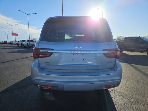 Used 2020 INFINITI QX80 Luxe w/ 22" Wheel Package image 3