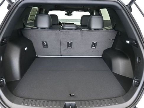 New 2026 Chevrolet Equinox LT FWD image 30