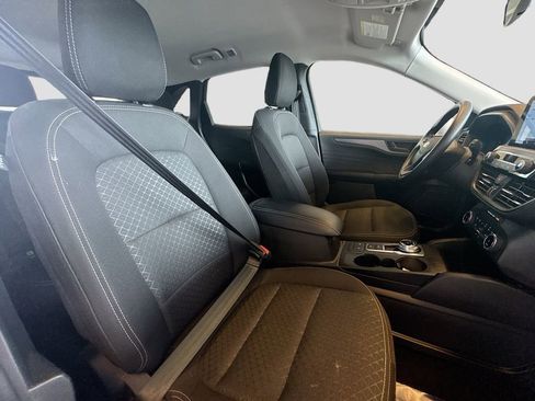 Used 2025 Ford Escape Active image 26