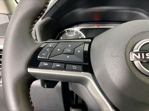 New 2026 Nissan Altima 2.5 SR AWD/4WD image 23