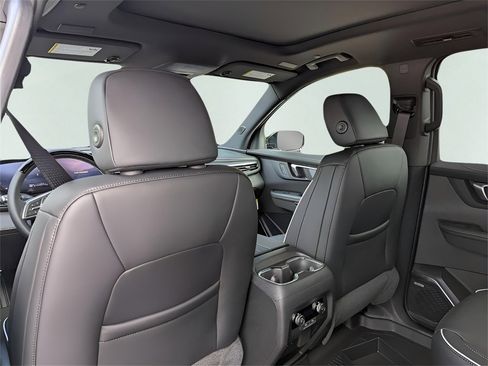 New 2025 Buick Enclave Sport Touring w/ Super Cruise Package image 24