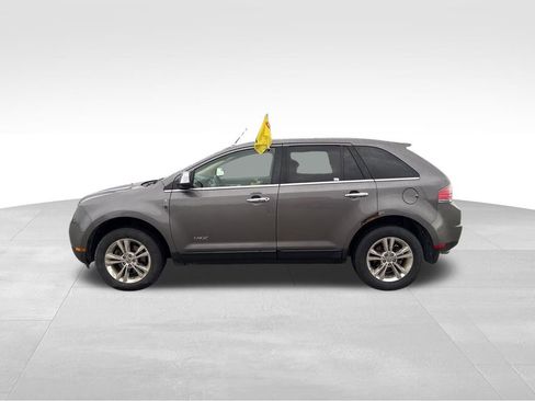 Used 2010 Lincoln MKX 2WD image 5
