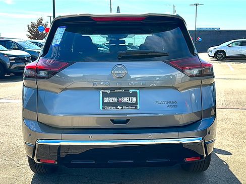 New 2026 Nissan Rogue Platinum w/ Platinum Premium Package image 7