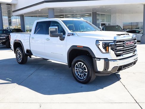 New 2026 GMC Sierra 3500 SLT image 8