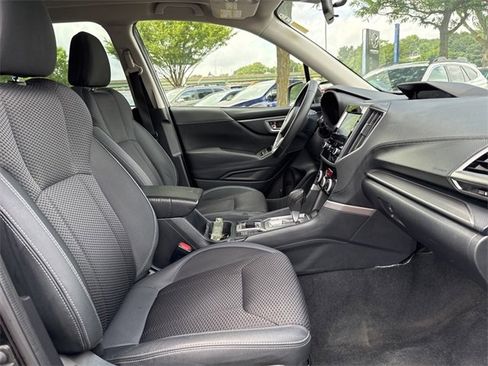 Used 2022 Subaru Forester Premium image 30