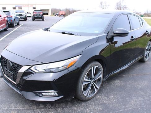 Used 2021 Nissan Sentra SR image 3