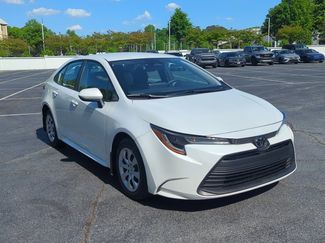 Certified 2025 Toyota Corolla LE video 3