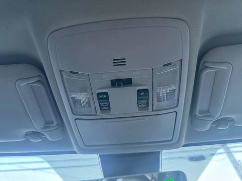 Used 2016 Toyota RAV4 Limited image 33