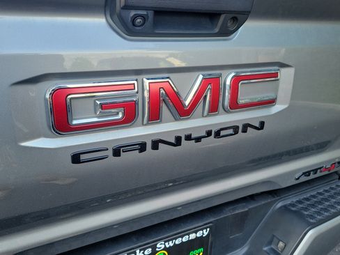 Used 2024 GMC Canyon AT4X AWD/4WD image 6