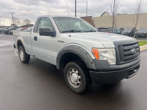 Used 2010 Ford F150 2WD Regular Cab image 3