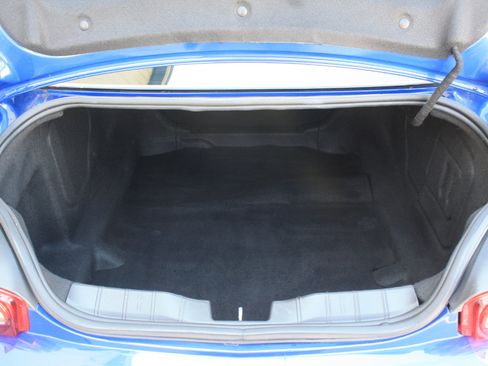 Used 2021 Chevrolet Camaro LT image 8